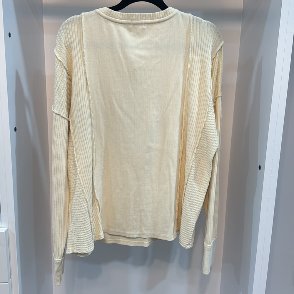 BKE Off-White Ribbed Henley Top - Picture 3 of 3